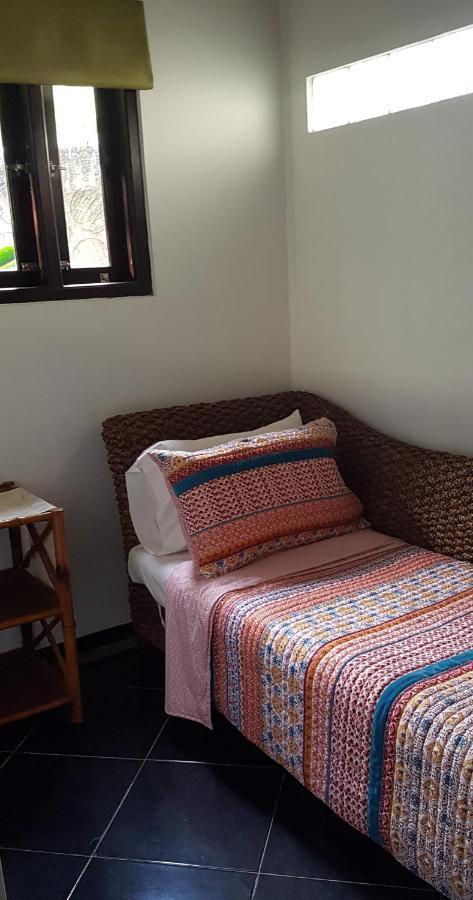 Villa Jati - Private Poolside Villa Central Lovina Екстер'єр фото